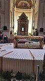 Visite dopo la S Messa serale.  - L'urna di San Pio X nel Santuario delle Cendrole a Riese