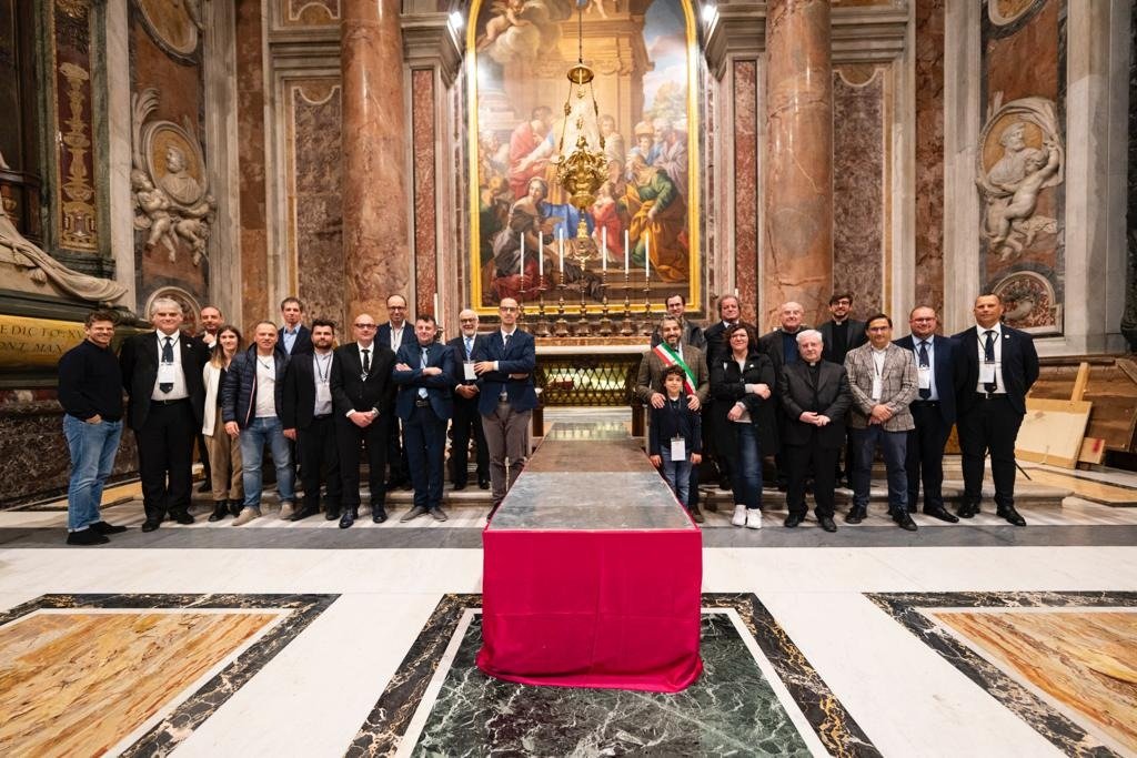 Ritorno dell'urna a San Pietro