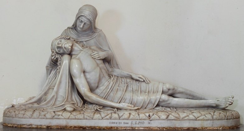 Pietà di Franz Straké in Ognissanti a Roma